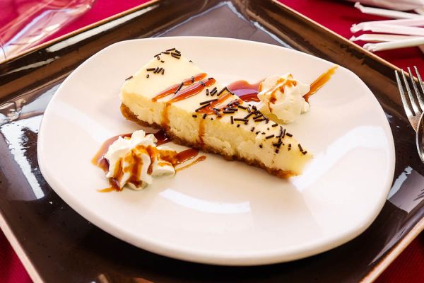 White chocolate cake